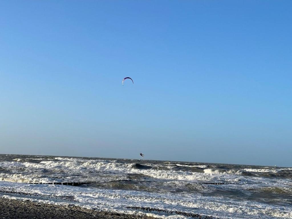 רוסטוק Exclusive Fewo In Warnemuende, 150M To The Beach, 2 Bathrooms, 2 Bedrooms, Sauna, Wifi And Much More. מראה חיצוני תמונה