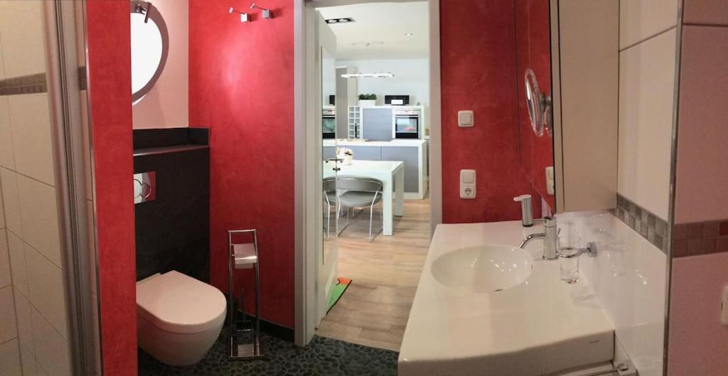 רוסטוק Exclusive Fewo In Warnemuende, 150M To The Beach, 2 Bathrooms, 2 Bedrooms, Sauna, Wifi And Much More. מראה חיצוני תמונה