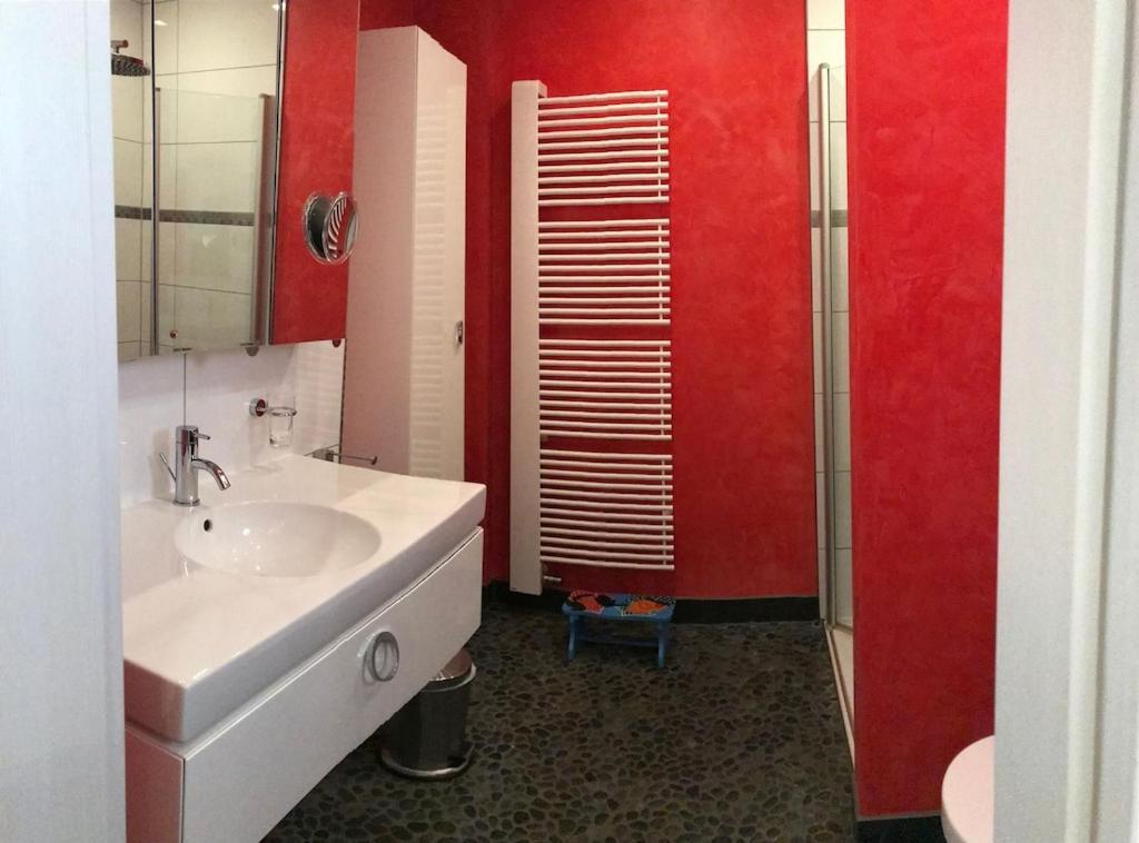 רוסטוק Exclusive Fewo In Warnemuende, 150M To The Beach, 2 Bathrooms, 2 Bedrooms, Sauna, Wifi And Much More. מראה חיצוני תמונה
