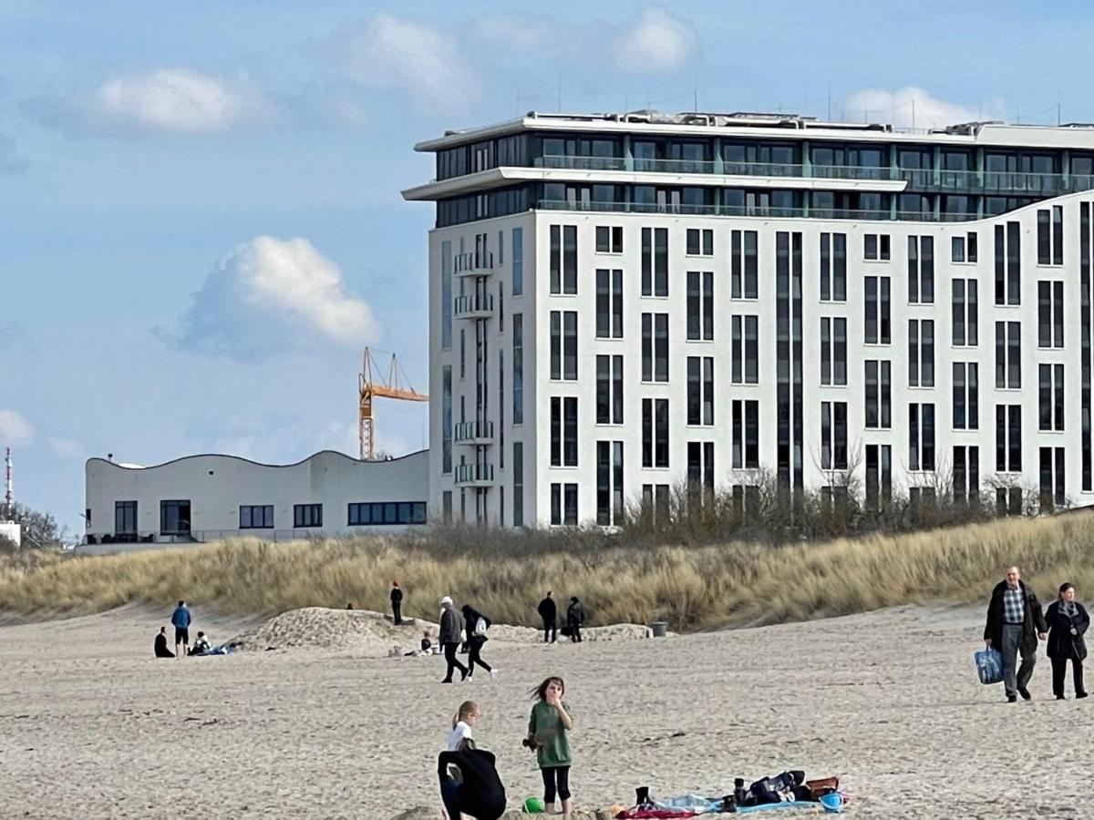 רוסטוק Exclusive Fewo In Warnemuende, 150M To The Beach, 2 Bathrooms, 2 Bedrooms, Sauna, Wifi And Much More. מראה חיצוני תמונה